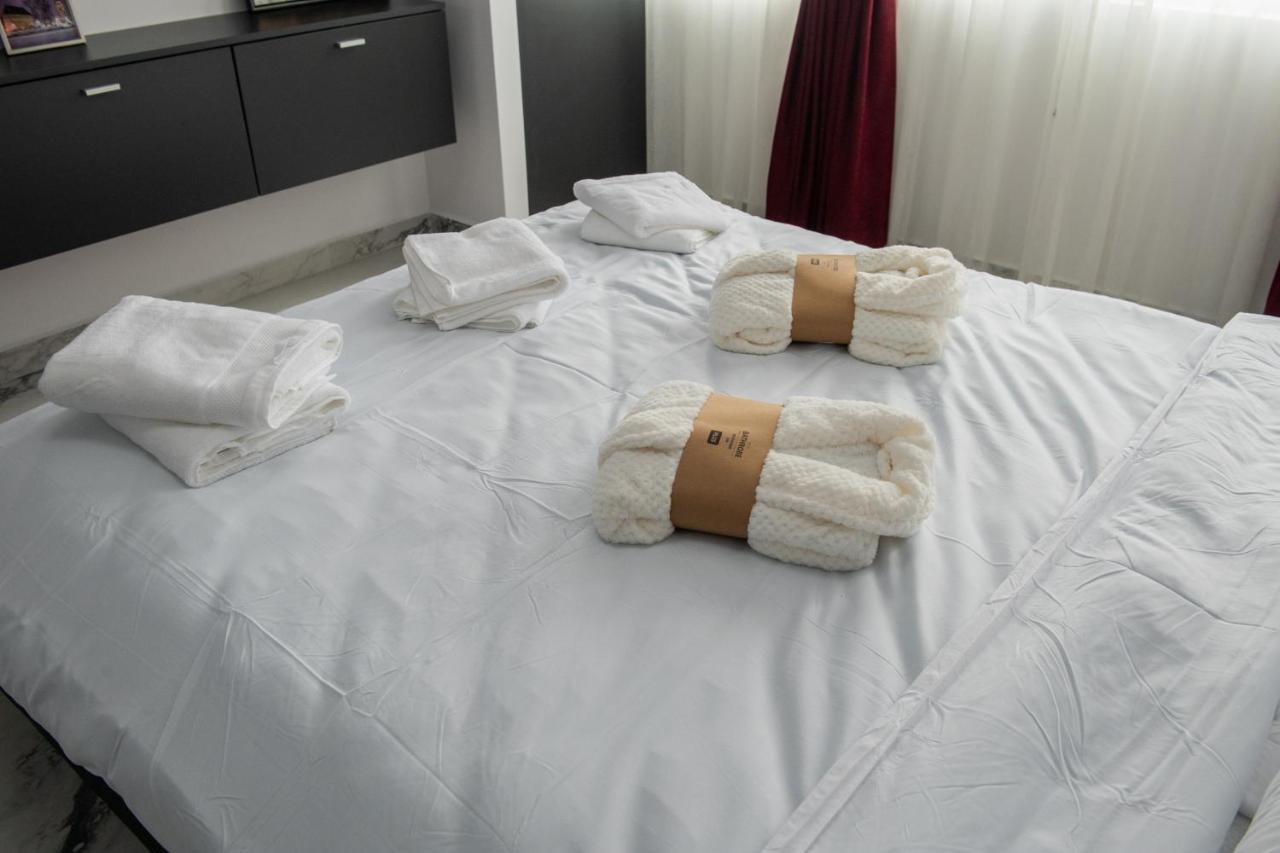 Apart Hotel Center Piatra Neamţ Extérieur photo