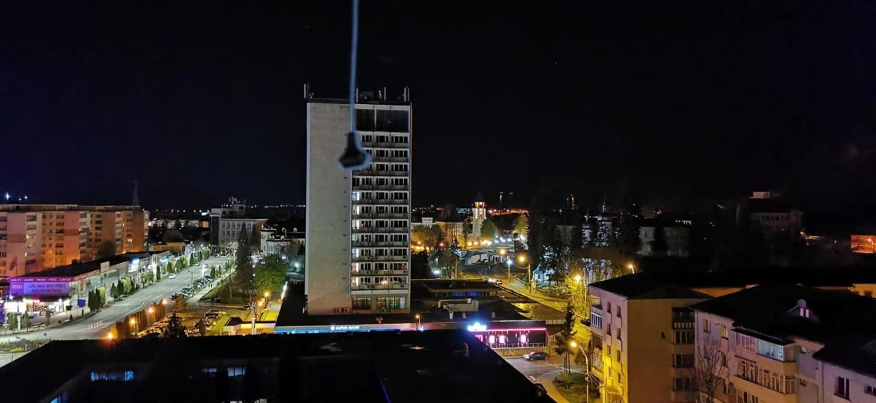 Apart Hotel Center Piatra Neamţ Extérieur photo